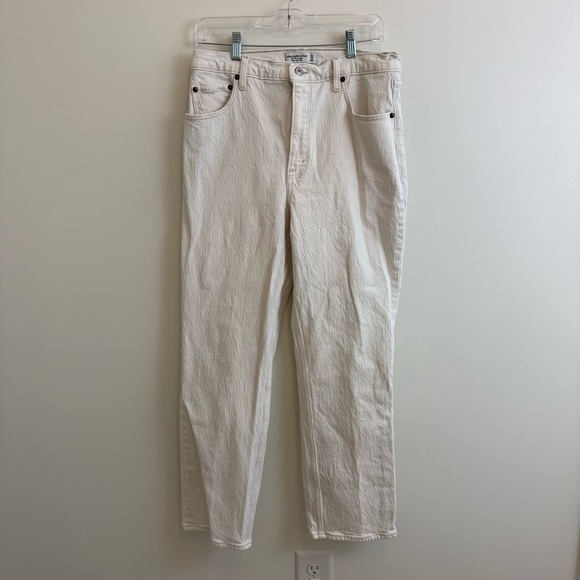 Abercrombie & Fitch Denim - Abercrombie & Fitch Straight Ultra High Rise Off White Jeans Sz 31/12S